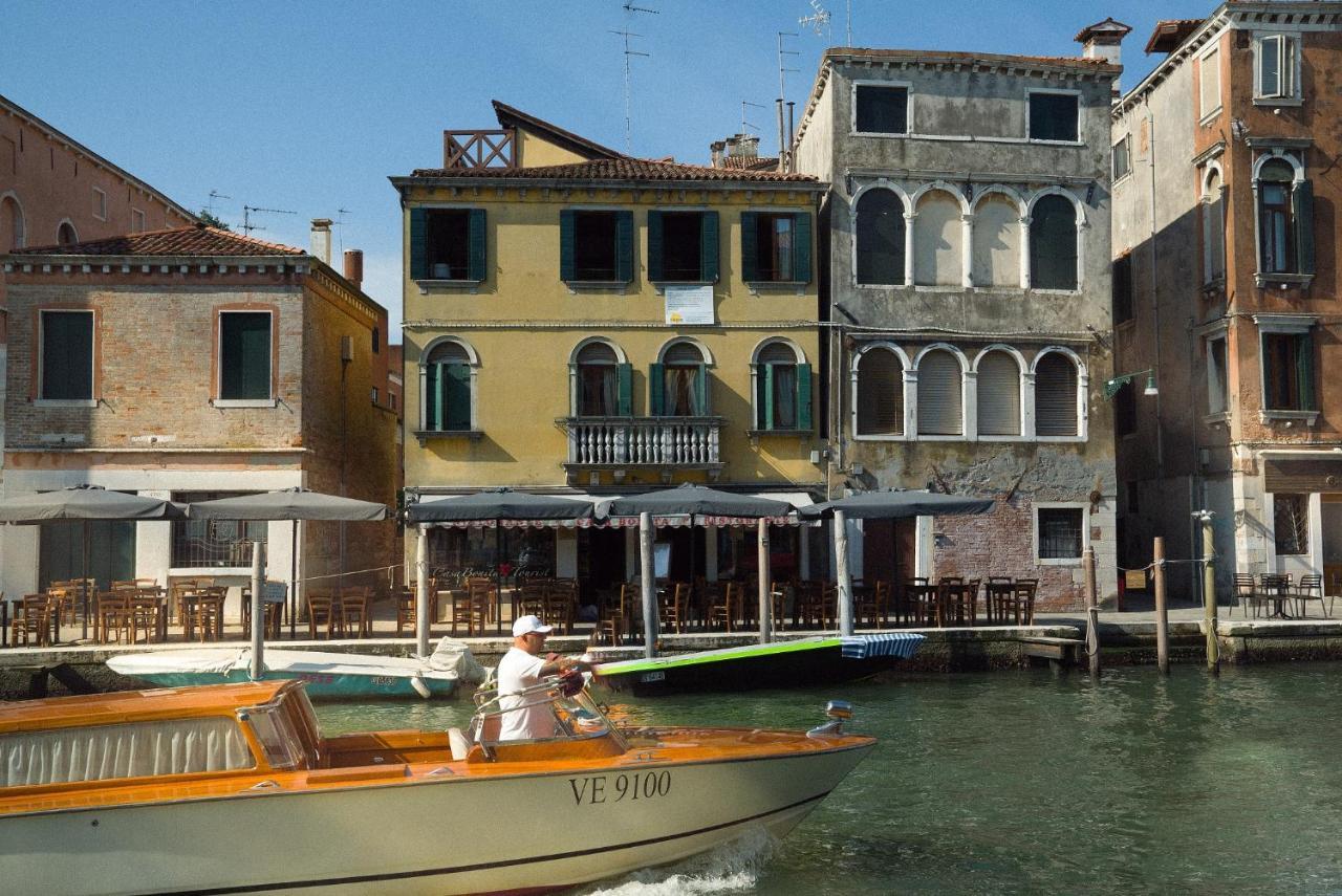 Casa Virginia Direct At The Canal Cannaregio With Own Roof Terrace Венеция Экстерьер фото