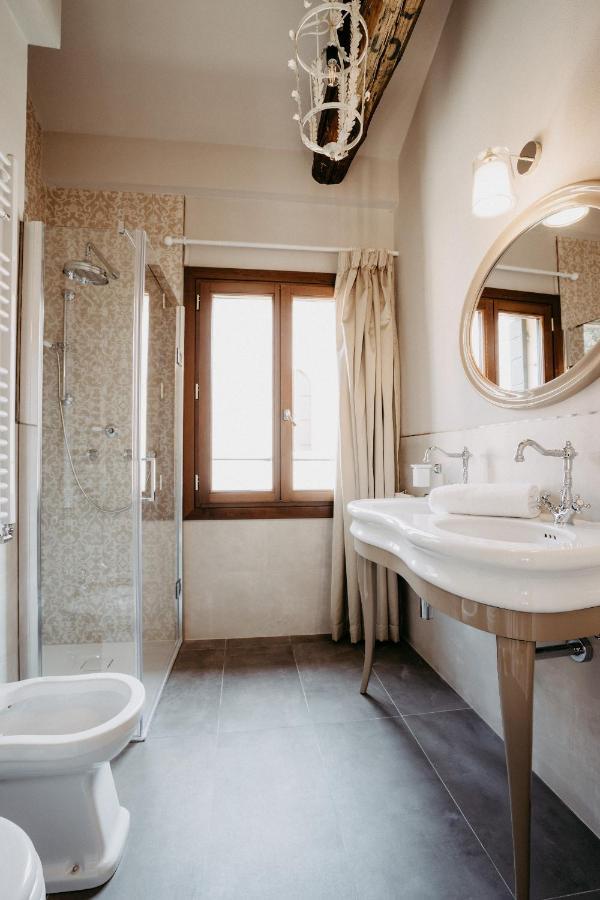 Casa Virginia Direct At The Canal Cannaregio With Own Roof Terrace Венеция Экстерьер фото