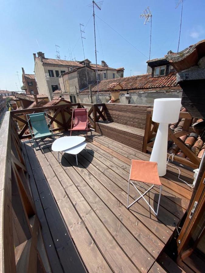 Casa Virginia Direct At The Canal Cannaregio With Own Roof Terrace Венеция Экстерьер фото