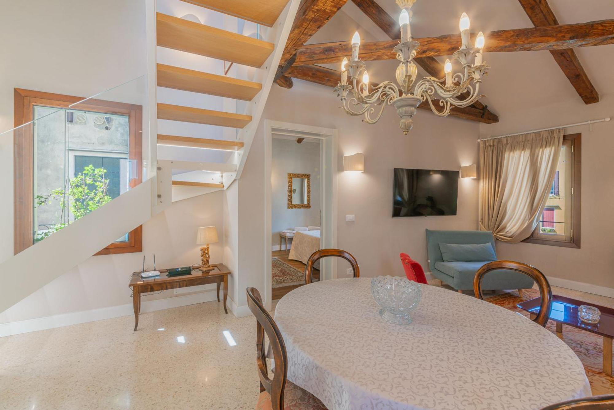 Casa Virginia Direct At The Canal Cannaregio With Own Roof Terrace Венеция Экстерьер фото
